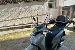 Honda SH 150 come nuovo. 1400 km e tagliandato