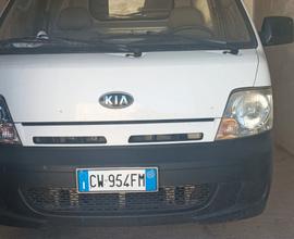 KIA Pregio