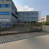 ideale per Magazzino e Laboratorio/Negozio Grande