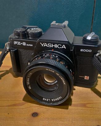 Yashica FX-3 Super 2000 fotocamera reflex 35 mm co