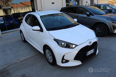 TOYOTA Yaris 1.0 5 porte Trend