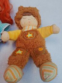 pupazzo in stoffa e peluche 