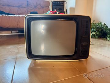 Televisore portatile GRUNDIG TRIUMPH 1428U