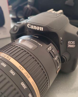 Canon 700D come nuova
