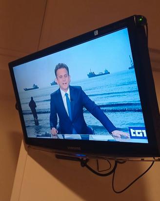 TV/monitor Samsung 20 pollici modello 2033HD