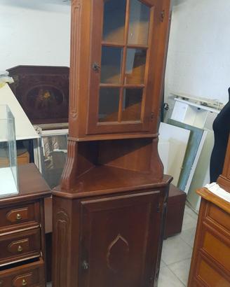 angolare in legno 