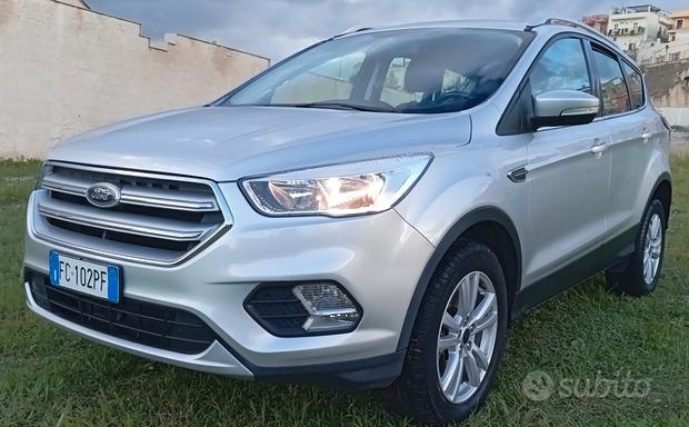 Ford Kuga 1.5 TDCI 120 CV S&S 2WD Business