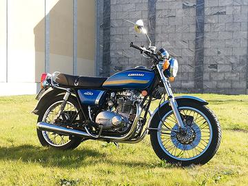 Kawasaki kz 400 OHC - Modello D2  del 1974