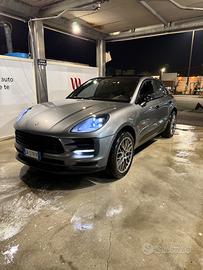PORSCHE Macan - 2019