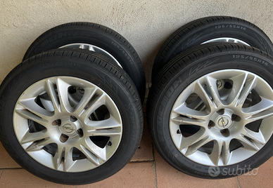 Gomme Auto Tracmax 195/55 R16 più cerchi lega