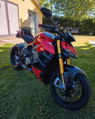 Ducati Streetfighter V4S