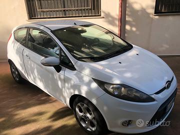 Ford Fiesta 1.4 tdci 3porte