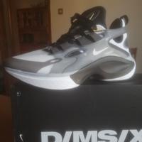 Nike signal D/MS/X