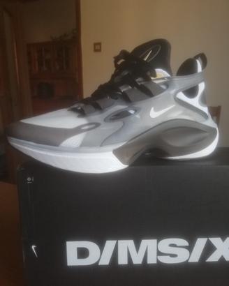 Nike signal D/MS/X