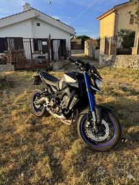 Mt 09 street rally