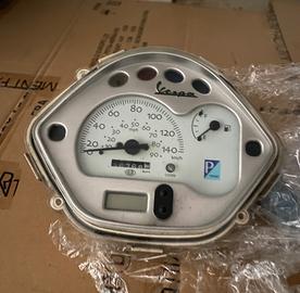 Contachilometri piaggio vespa lx usato