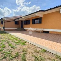 5 LOCALI A SACROFANO