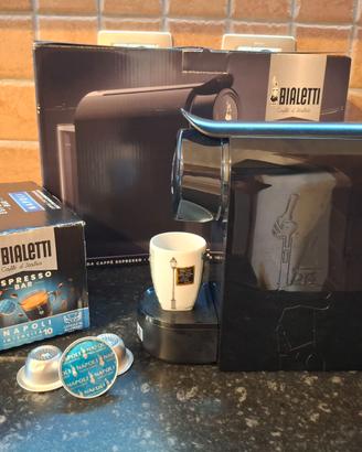 Bialetti Gioia Macchinetta da caffè a capsule Nera