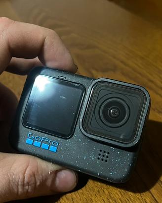 GoPro HERO12 Black + KIT COMPLETO (pari al nuovo)