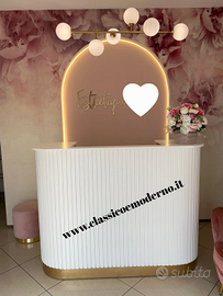 Bancone reception cannettato bianco con spedizione