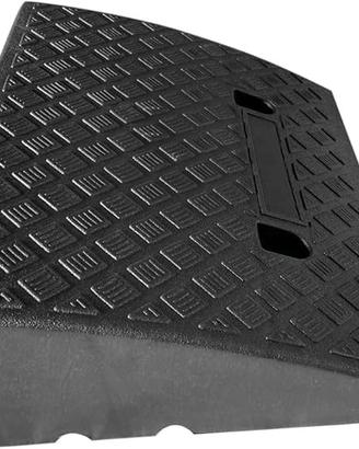 Rampa marciapiede 50x40 PVC accesso auto nuova