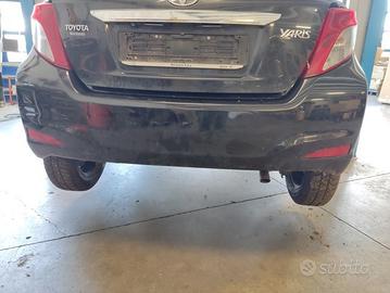 Paraurti posteriore TOYOTA YARIS del 2013