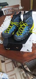Salewa modello wildfire edge mid gtx