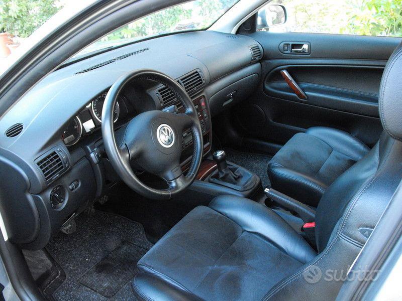 Volkswagen Passat 2003 photo 3