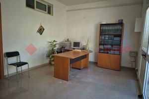 Negozio Brindisi [Cod. rif 3234869VCG]