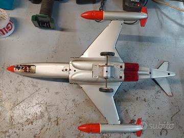 vecchio aereo. metallo da collezione giocattolo 