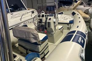 Gommone FLYER 575 motorizzato con Yamaha 150HP