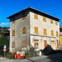 BIFAMILIARE A SERRA RICCÒ