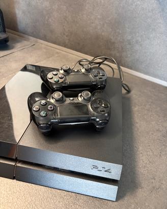 PS4 500GB + 2 Controller Originali + Giochi