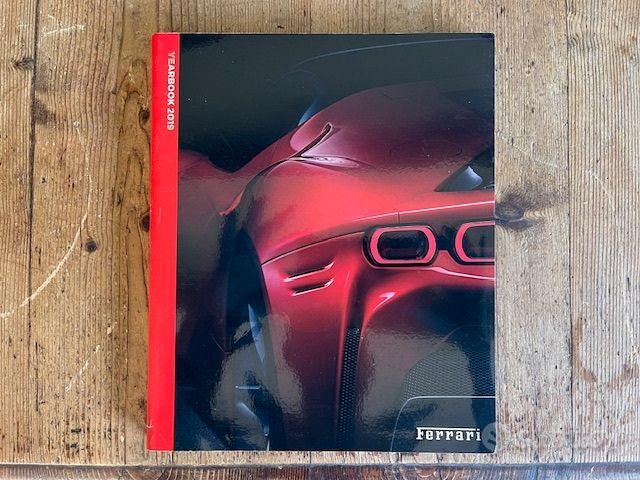 YEARBOOK ANNUARIO FERRARI 2019 ORIGINALE - Collezionismo In