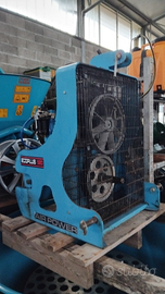 Disponibilità di compressori per potatura trattore