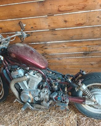 Suzuki  Intruder 800 esente bollo 