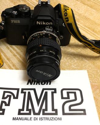 Nikon fm2 nikkormat macchina fotografica
