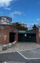 Box a Milano Via Angelo Emo