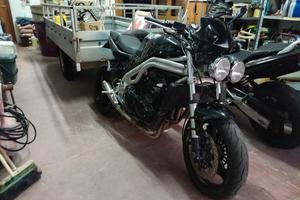 Triumph speed triple