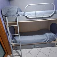 Letto a castello con cassetti 