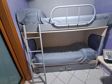 Letto a castello con cassetti 