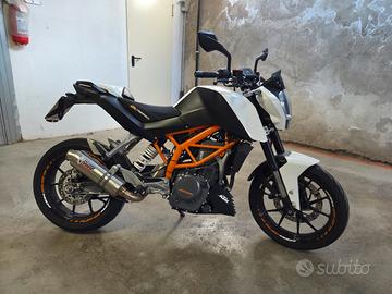 KTM duke 390