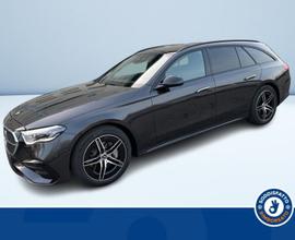 Mercedes-Benz Classe E E220 d AMG Line Advanc...