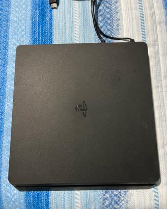 Playstation 4 slim