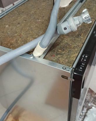 Lavastoviglie Whirlpool mod. WP 211 