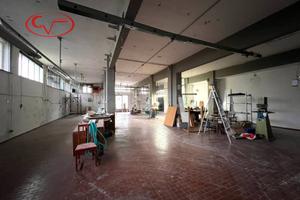 Immobile di 350 m² a Montevarchi