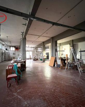 Immobile di 350 m² a Montevarchi