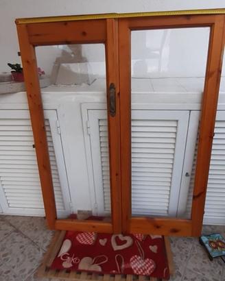 Infisso in legno