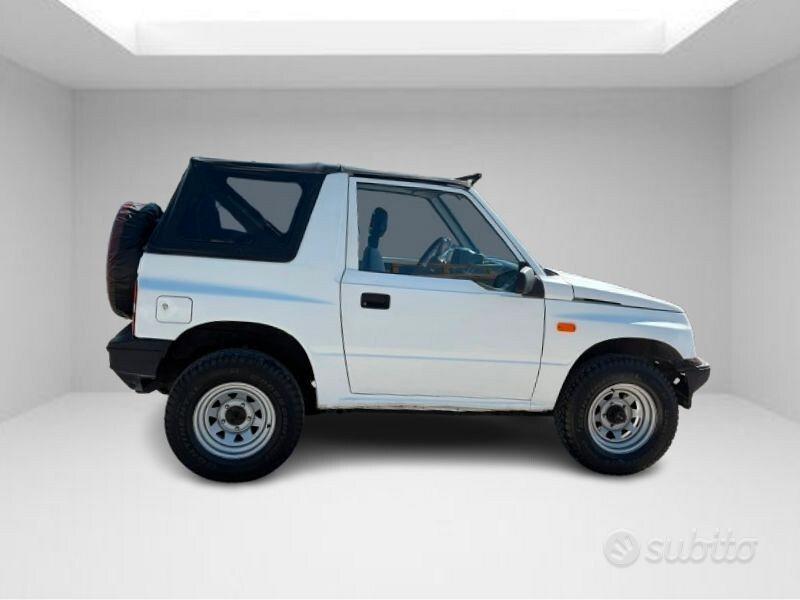 Suzuki Vitara 1992 photo 4