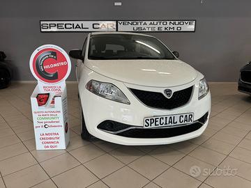 Lancia ypsilon 1.2 benzina neopatentato garanzia